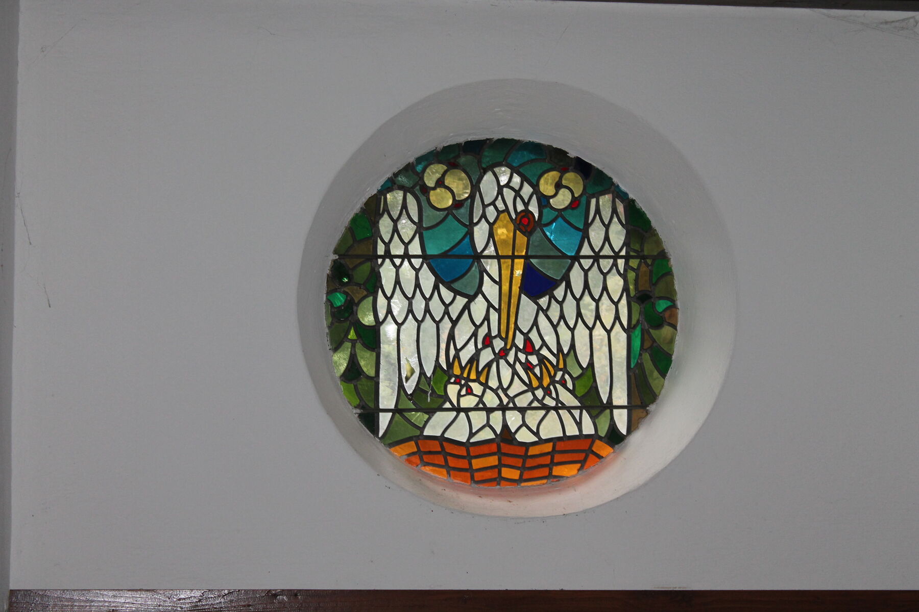 Rond glas-in-loodvenster in de Dorpskerk Blaricum