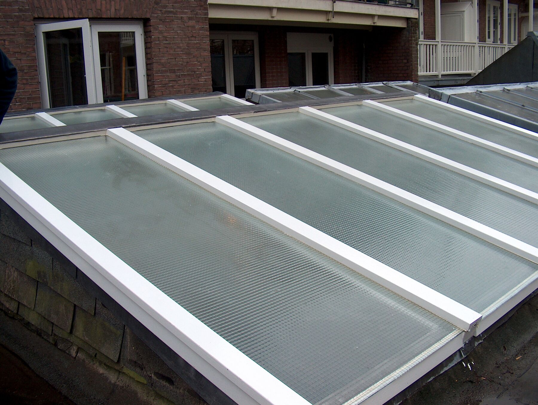 Lichtstraat met veiligheidsglas